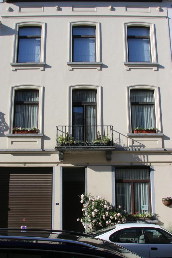 B&B Les Iris Bruxelles Esterno foto